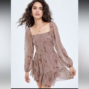 ARITZIA Wilfred Tempest dress smoked with balloon sleeves Size M